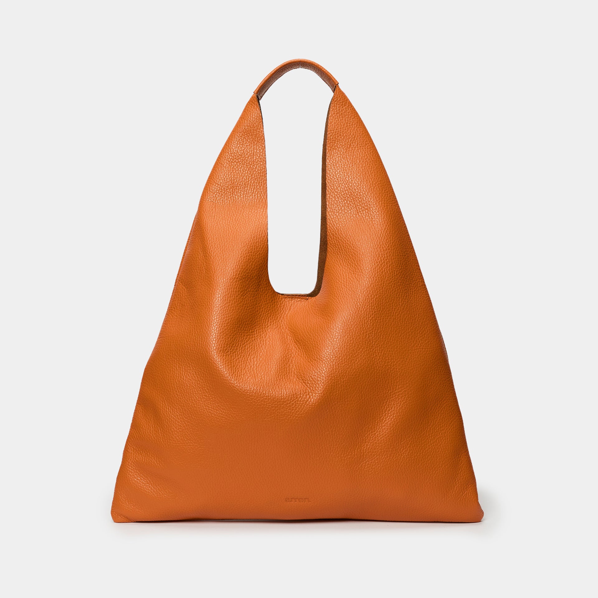 borsa hobo Eva in pelle martellata color carota avena brand Arron