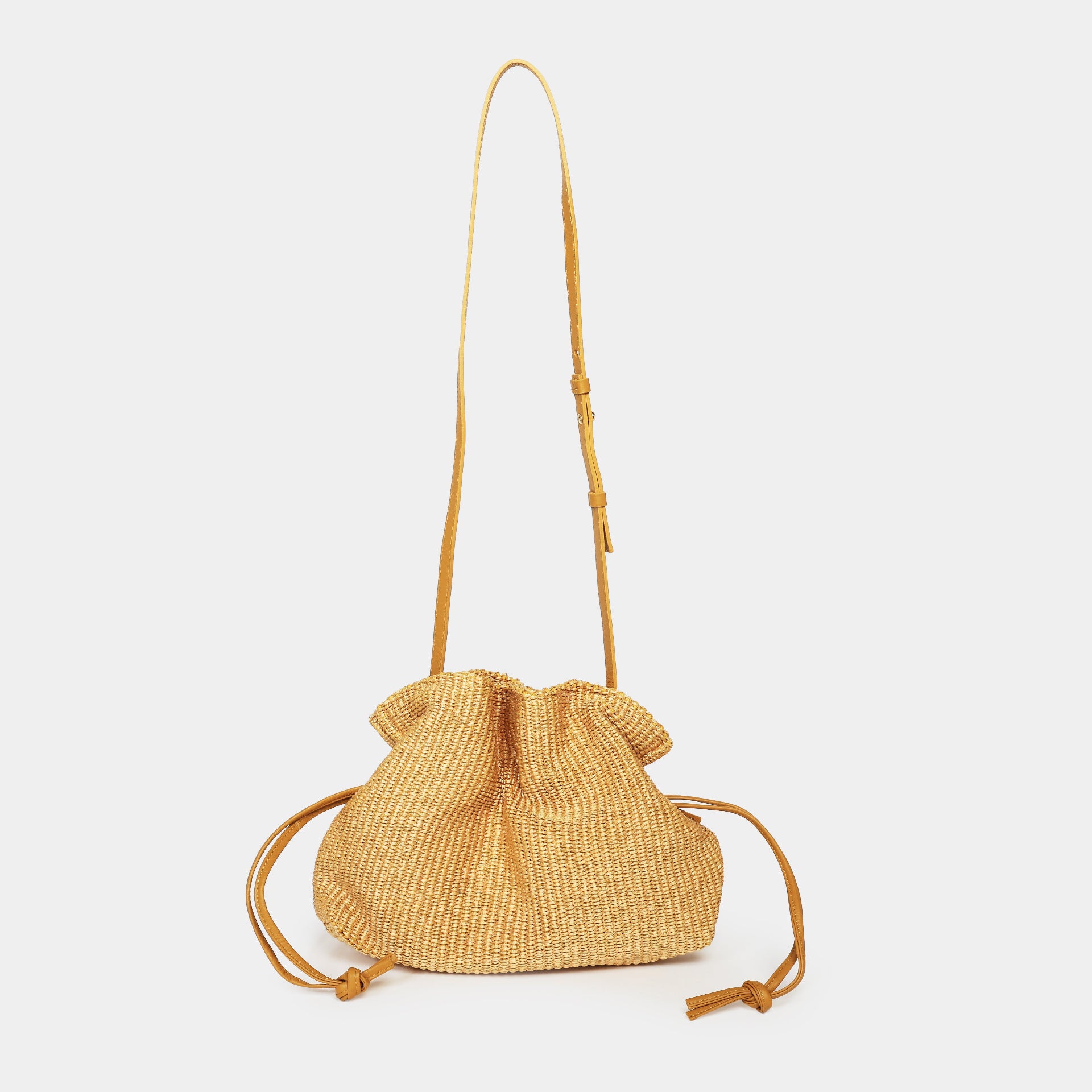 borsa Rossana a sacchetto in rafia ecrù naturale e pelle con tracolla e coulisse morbida quotidiana made in italy Arron